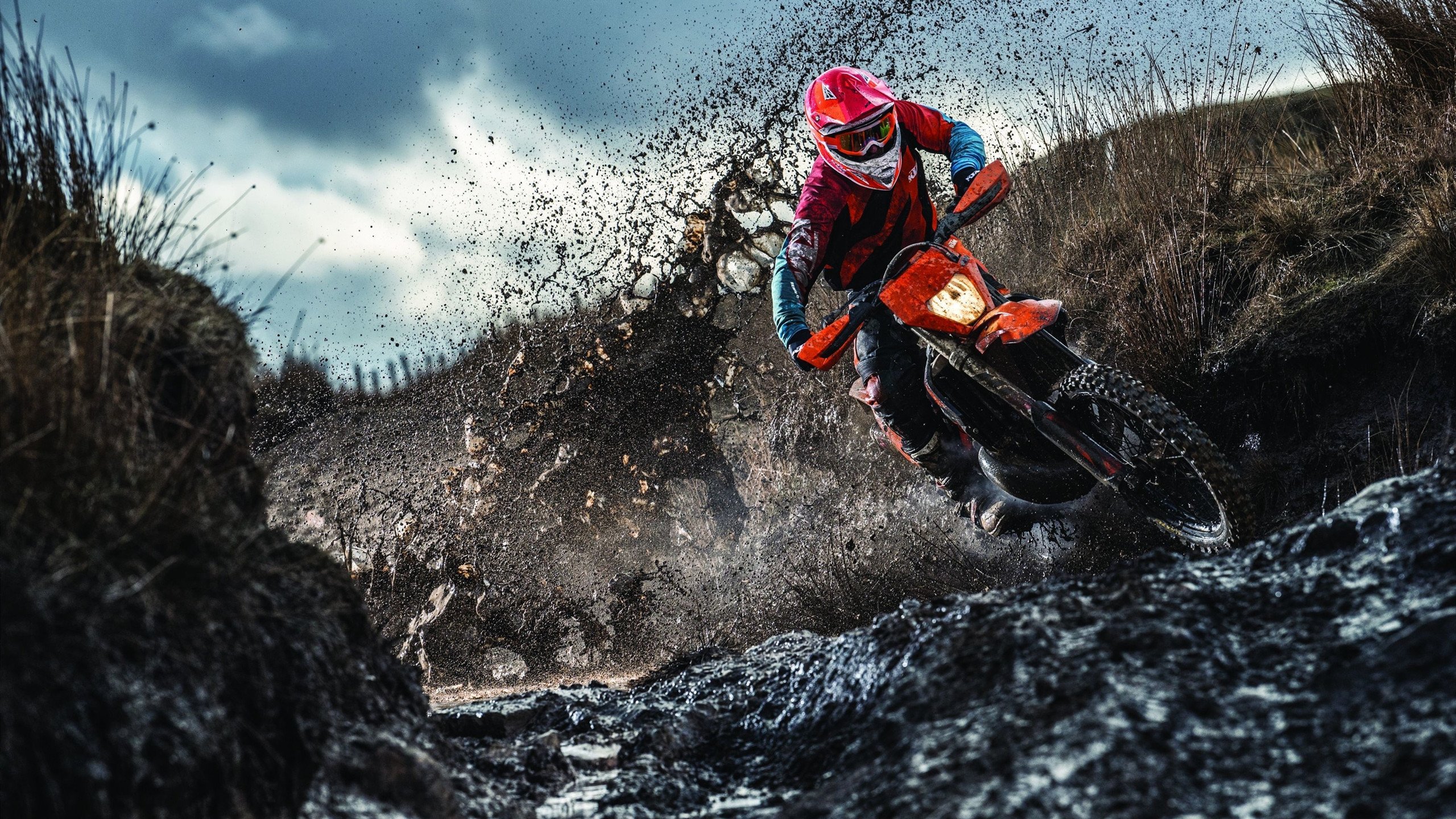 -德甲攻势凶猛：攻守兼备，精彩不断！，德甲打法特点